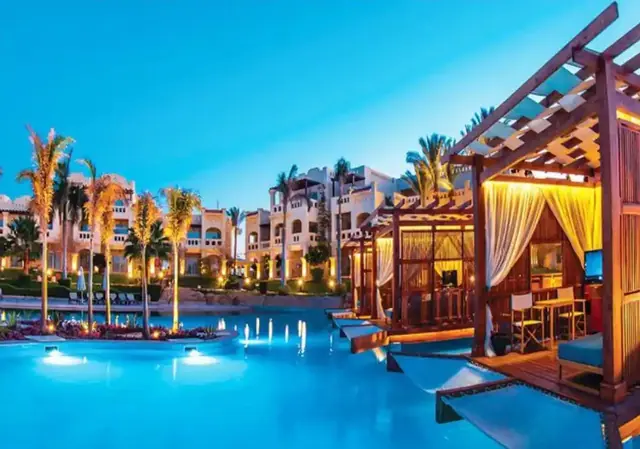 Resort hotel pool